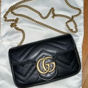 Like new Authentic Gucci GG Marmont mini bag